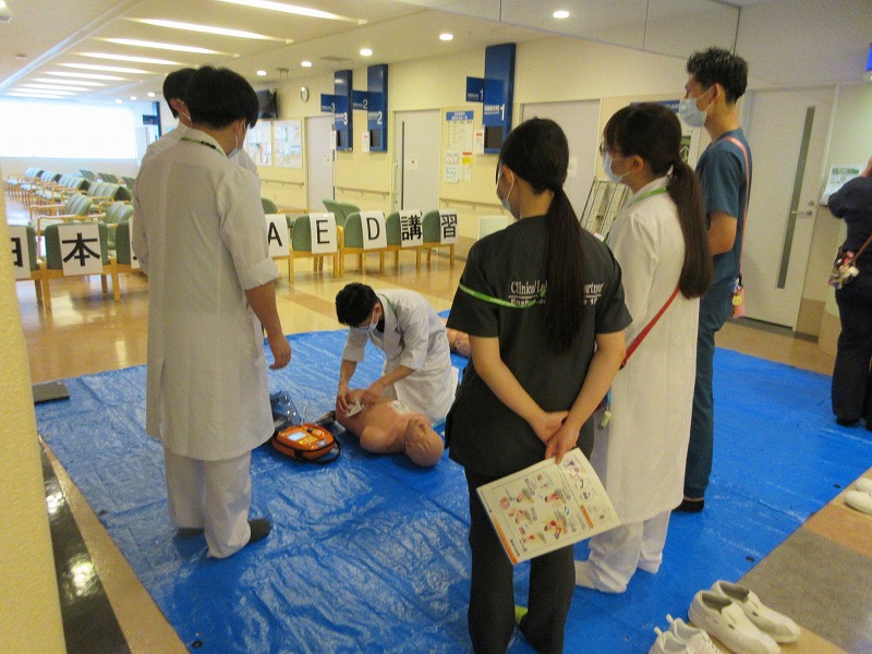 広域災害訓練時のAED講習会